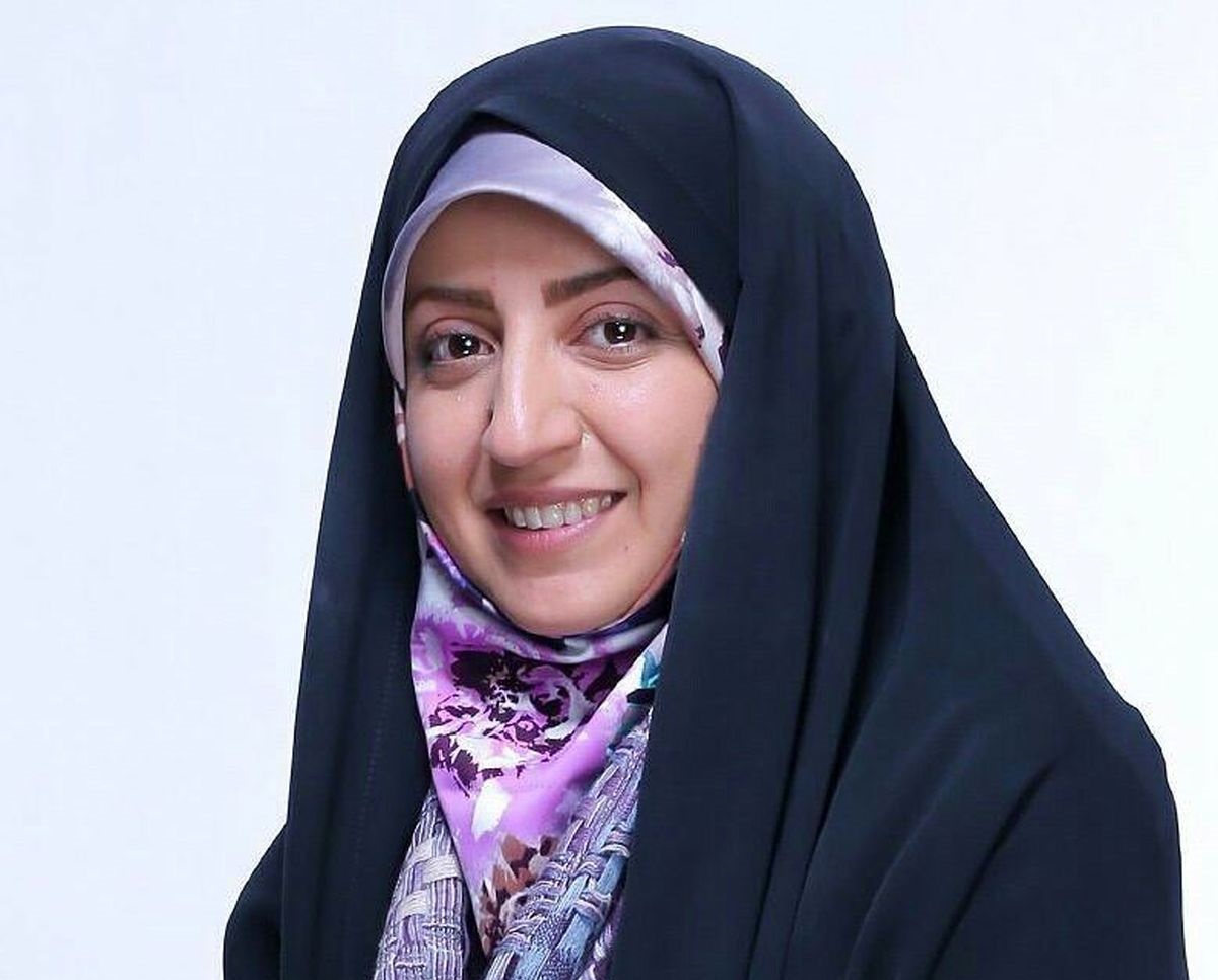 فضه سادات